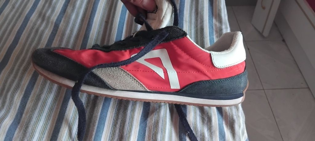 Nr,ténis Pepe jeans €
