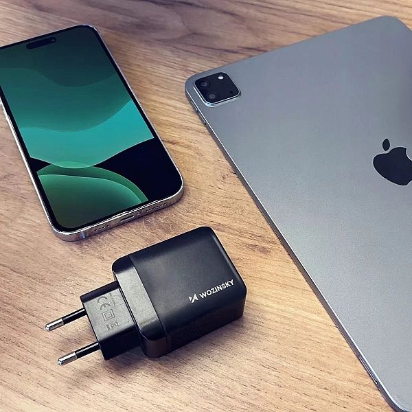 Ładowarka sieciowa z 2 portami: Usb, Usb C 20w