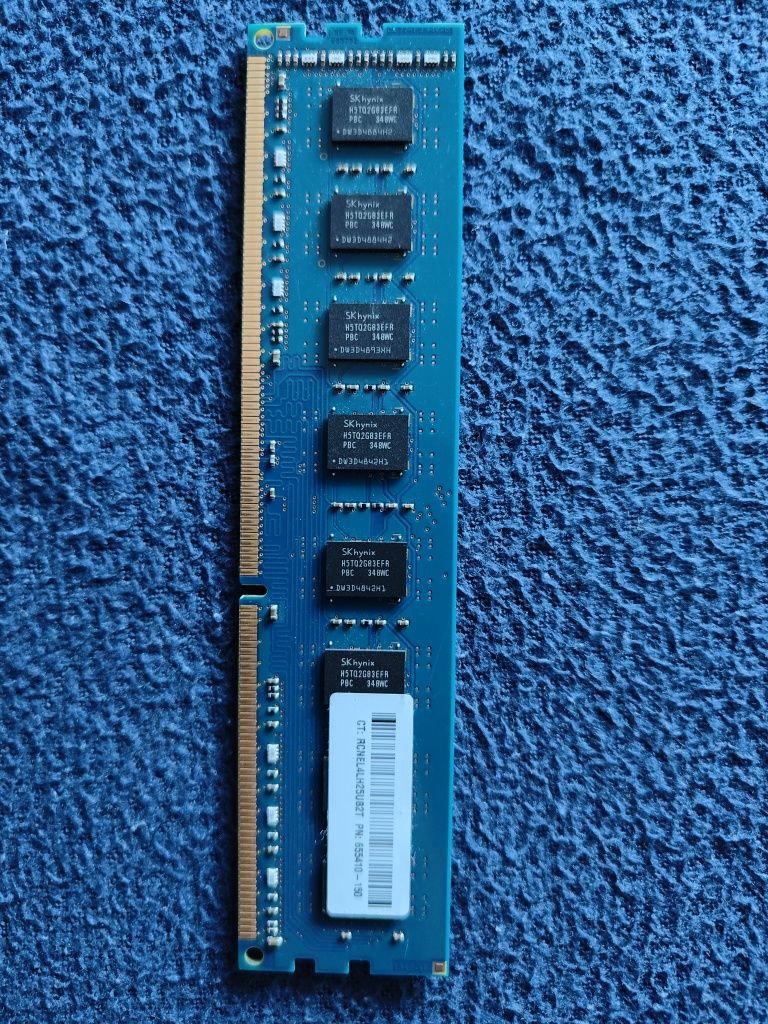 Pamięć RAM 4GB DDR3 PC3-12800 HYNIX HMT351U6EFR8C-PB