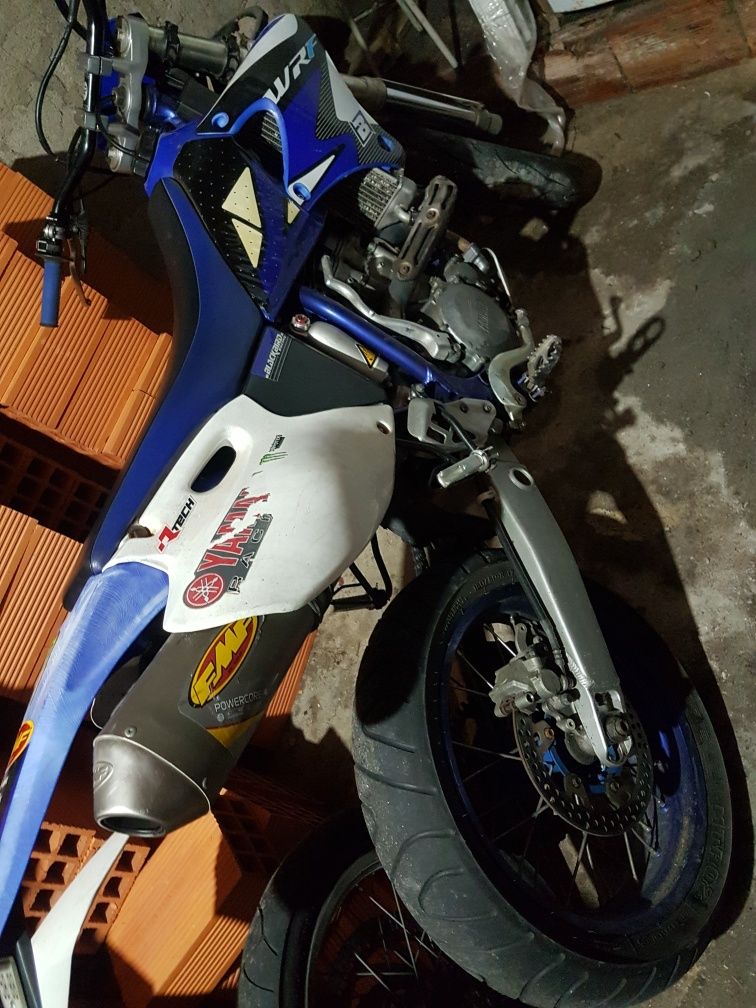 Yamaha Wr 400 f .