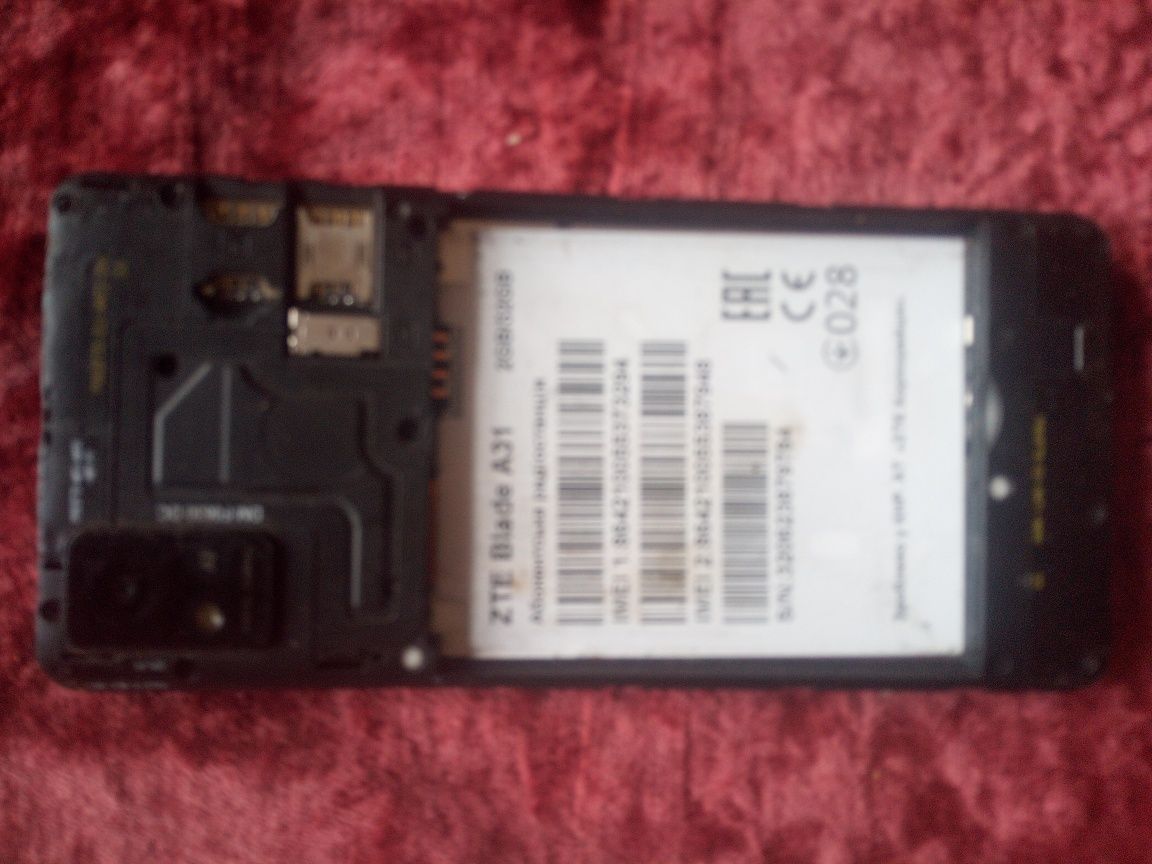 Продам ZTE Blade A31 битый экран.