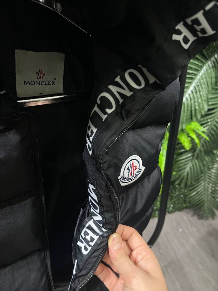 NEW SEASON! Чоловіча жилетка Moncler чорного кольору розміри S-XXL