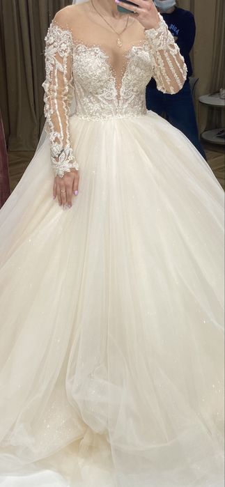 Весільне пишне плаття/ Весільна сукня