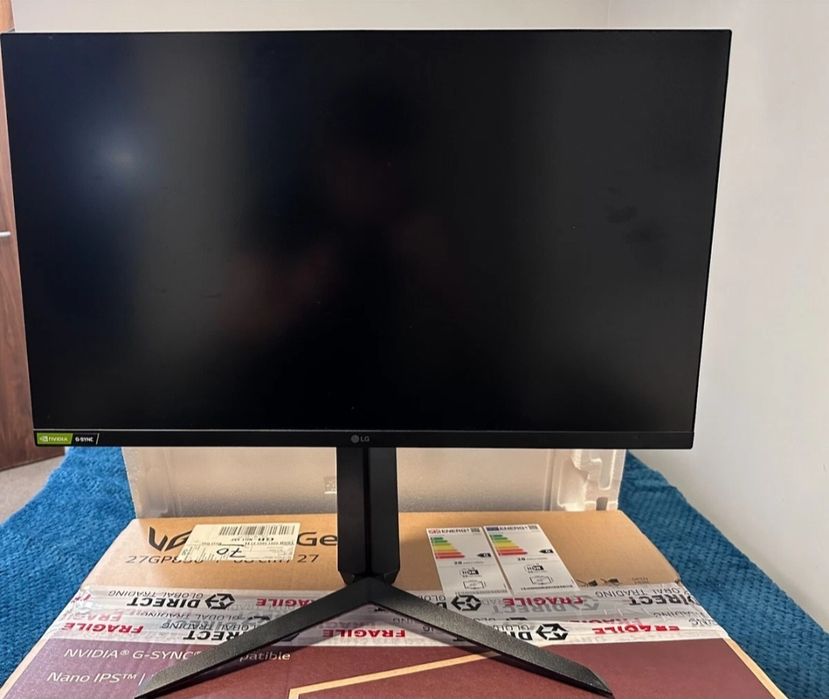 Monitor LG '27' IPS 144hz 
Tela IPS
Tempo de resposta de 1 ms (GtG) e