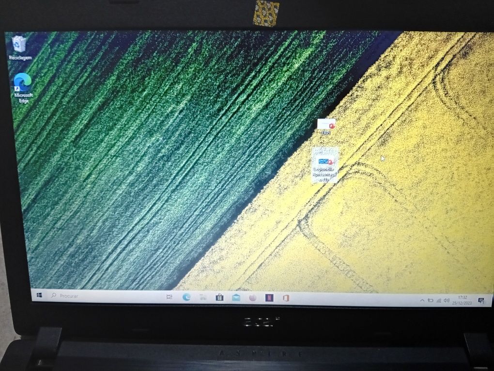 Portátil acer aspire 3