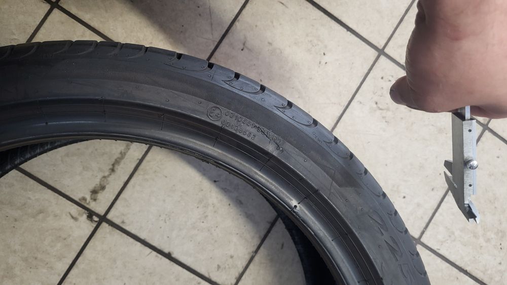 pirelli powergy 225 40 r19 5.5.mm 2024r