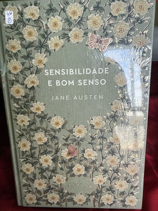 Livros da Coleção Romances Eternos