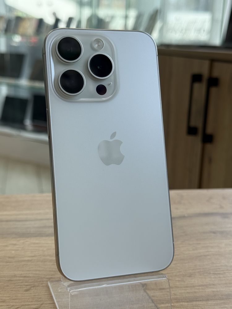 Apple iphone 15 pro 128gb ( айфон 15 про ,не працює фейс айді