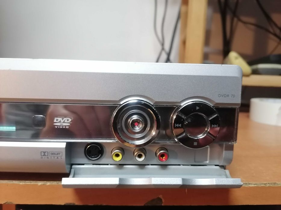 Nagrywarka Philips DVDR70
