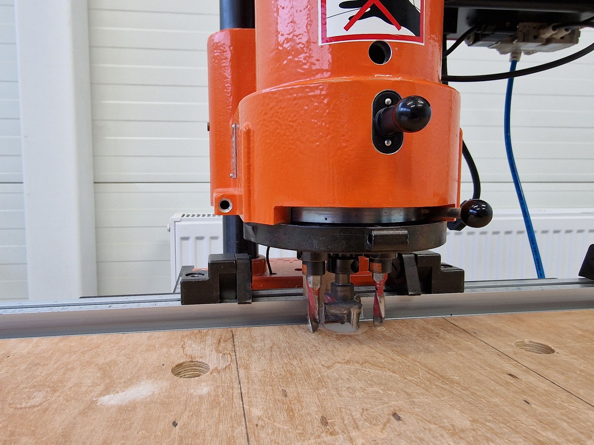 Blum Minidrill minipress wiertarka do zawiasów , puszek ,ze stołem