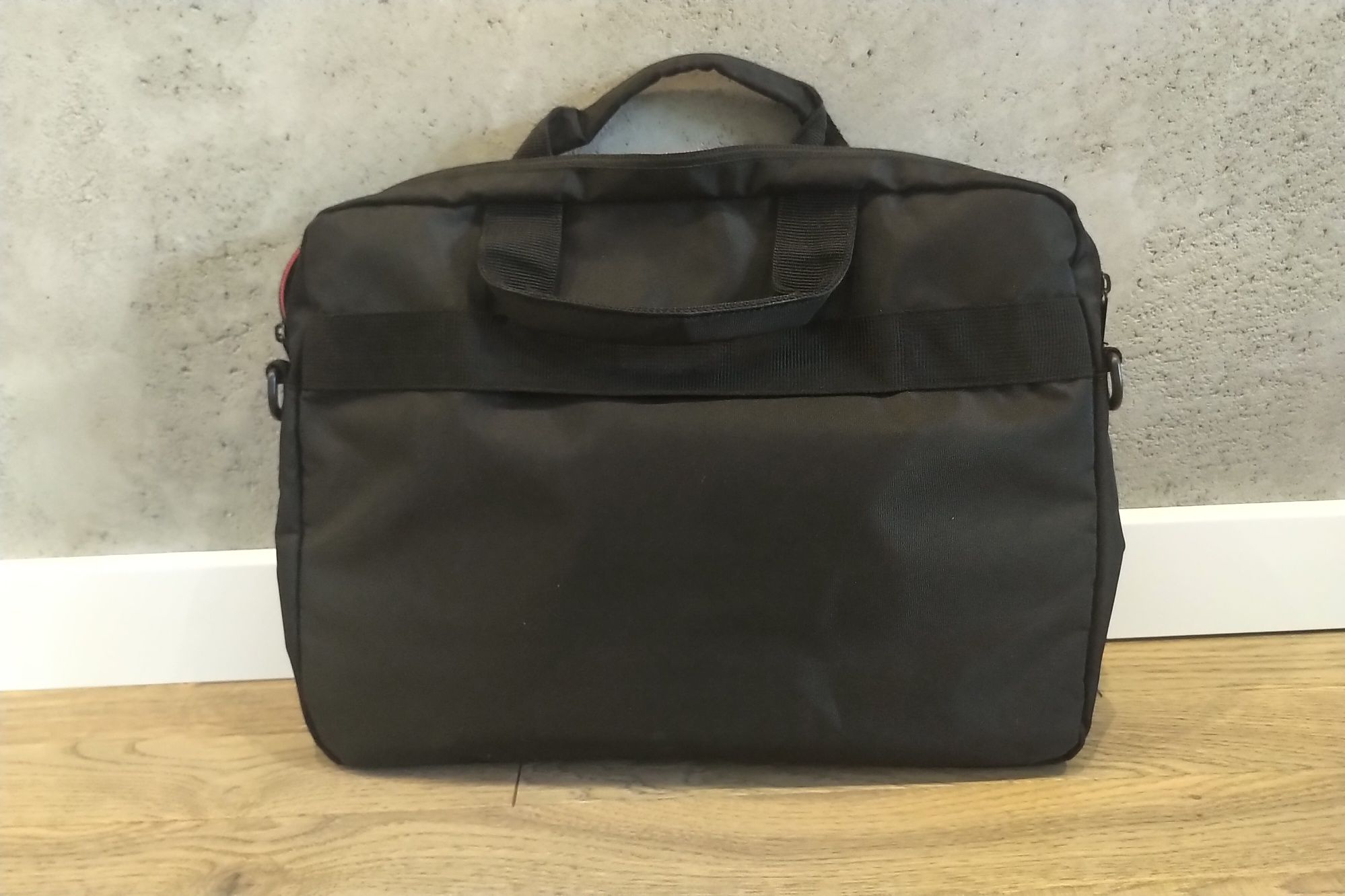 Torba Lenovo ThinkPad Topload Case raz użyta na laptopa 17
