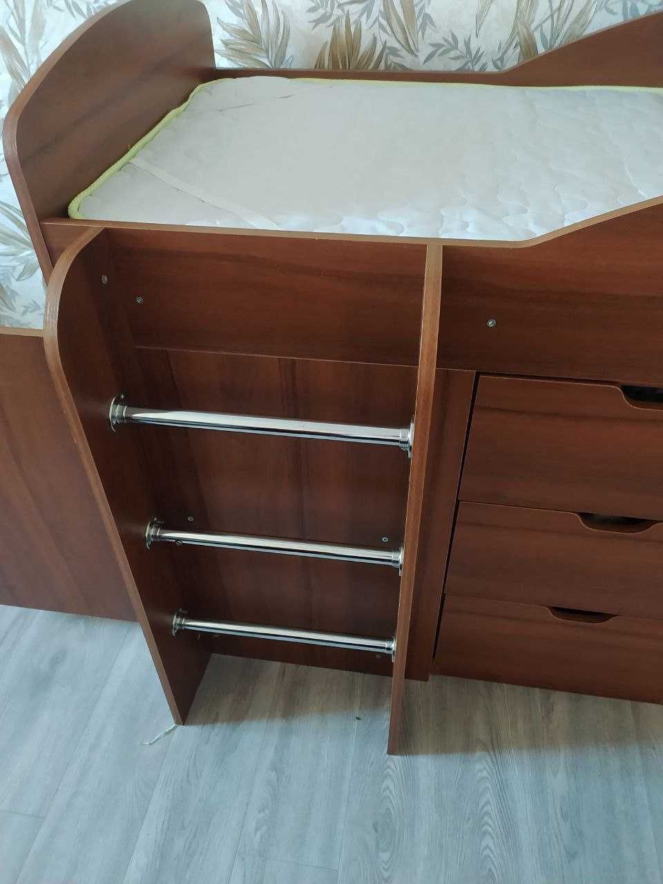 Дитяча універсальна кровать
