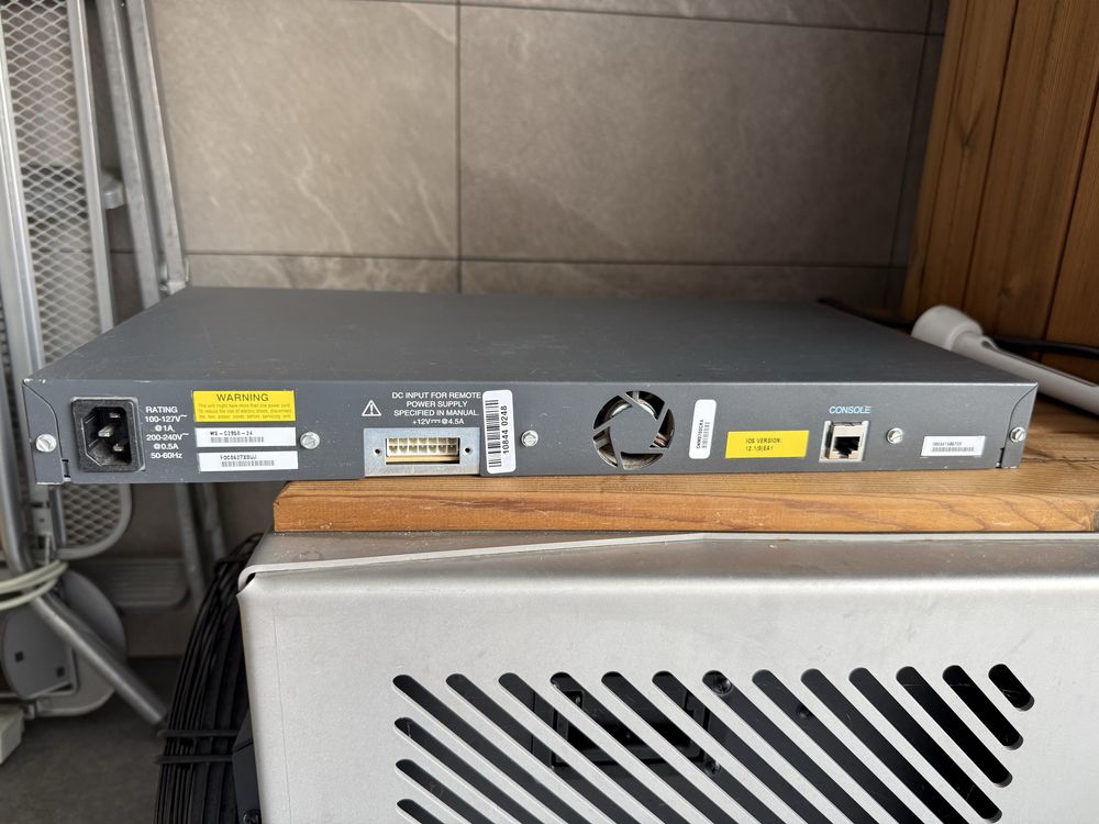 Комутатор маршрутизатор Cisco Catalyst 2950 свіч світч