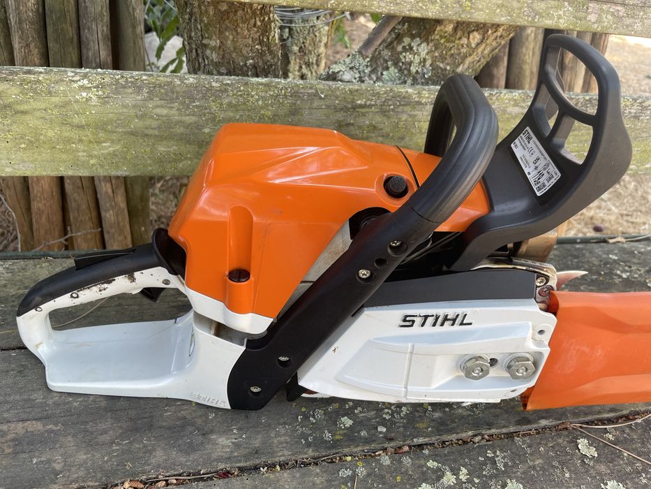 Motoserra STIHL, semi novo (Vendo ou Troco, por outro mais leve)