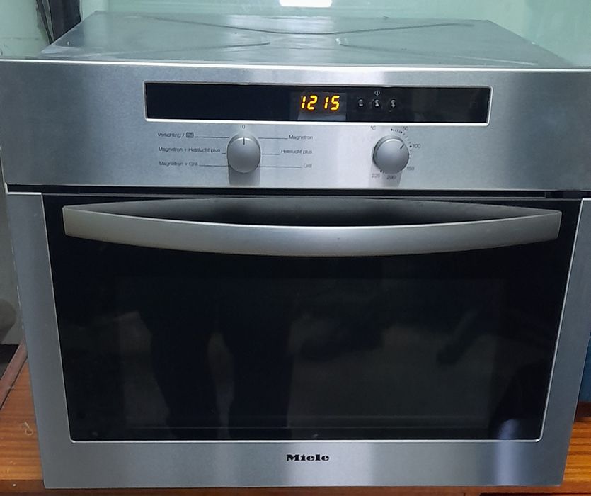 Piekarnik do zabudowy Miele H4010BM