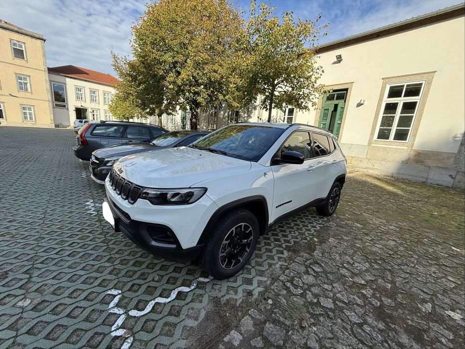 Jeep Compass 4xE Trailhawk full extras como novo