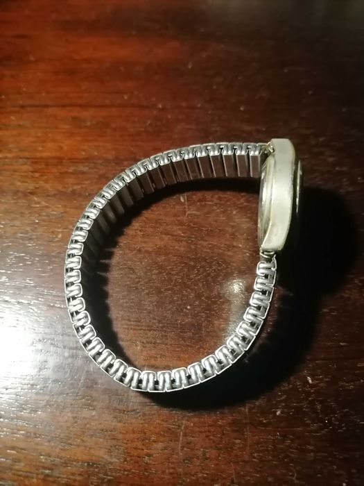 Relógio corda de pulso de senhora marca Stailess