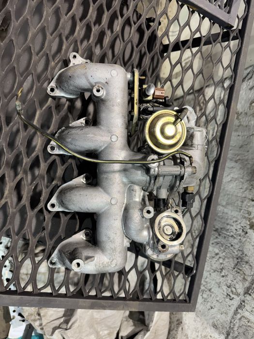 Коллектор впускной Mitsubishi 2.5 td 4D56 1996-2008 MR577029