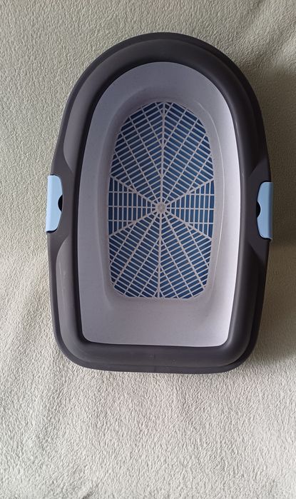 Duża kuweta Trixie Berto/ dwе kuwety i kratka