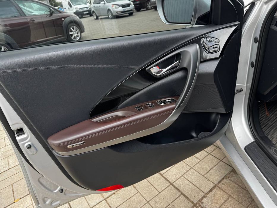 Hyundai Azera 2012р., 3.0 газ/бензин, автомат. Обмін, Лізинг