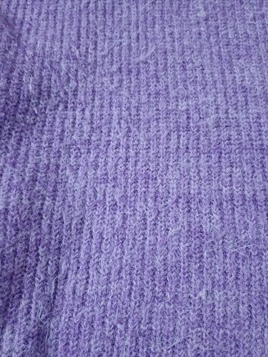 Fioletowy liliowy ciepły sweter S/M trendy na jesień na zimę