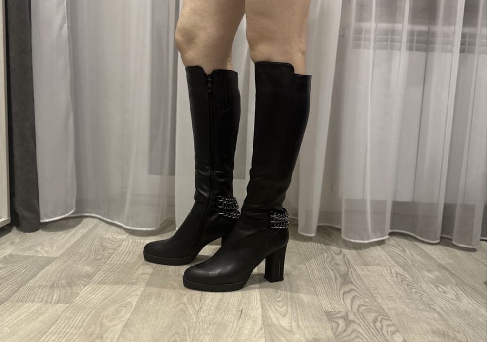 Демисезонные сапоги