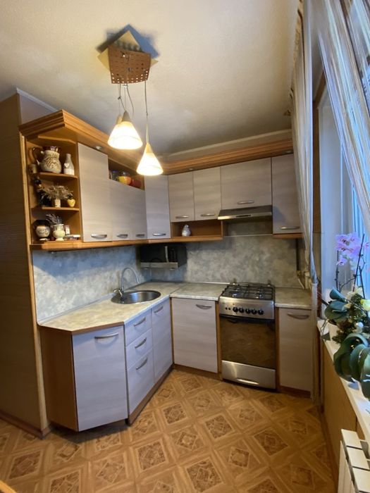 Продам 3х кімнатну квартиру. м. СПОРТИВНА, Колегіум.