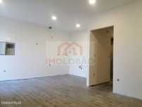 Apartamento T1 - Lobão