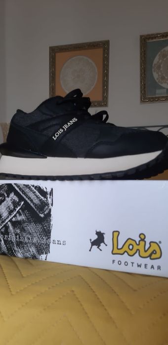 Tenis pretos marca lois em óptimo estado