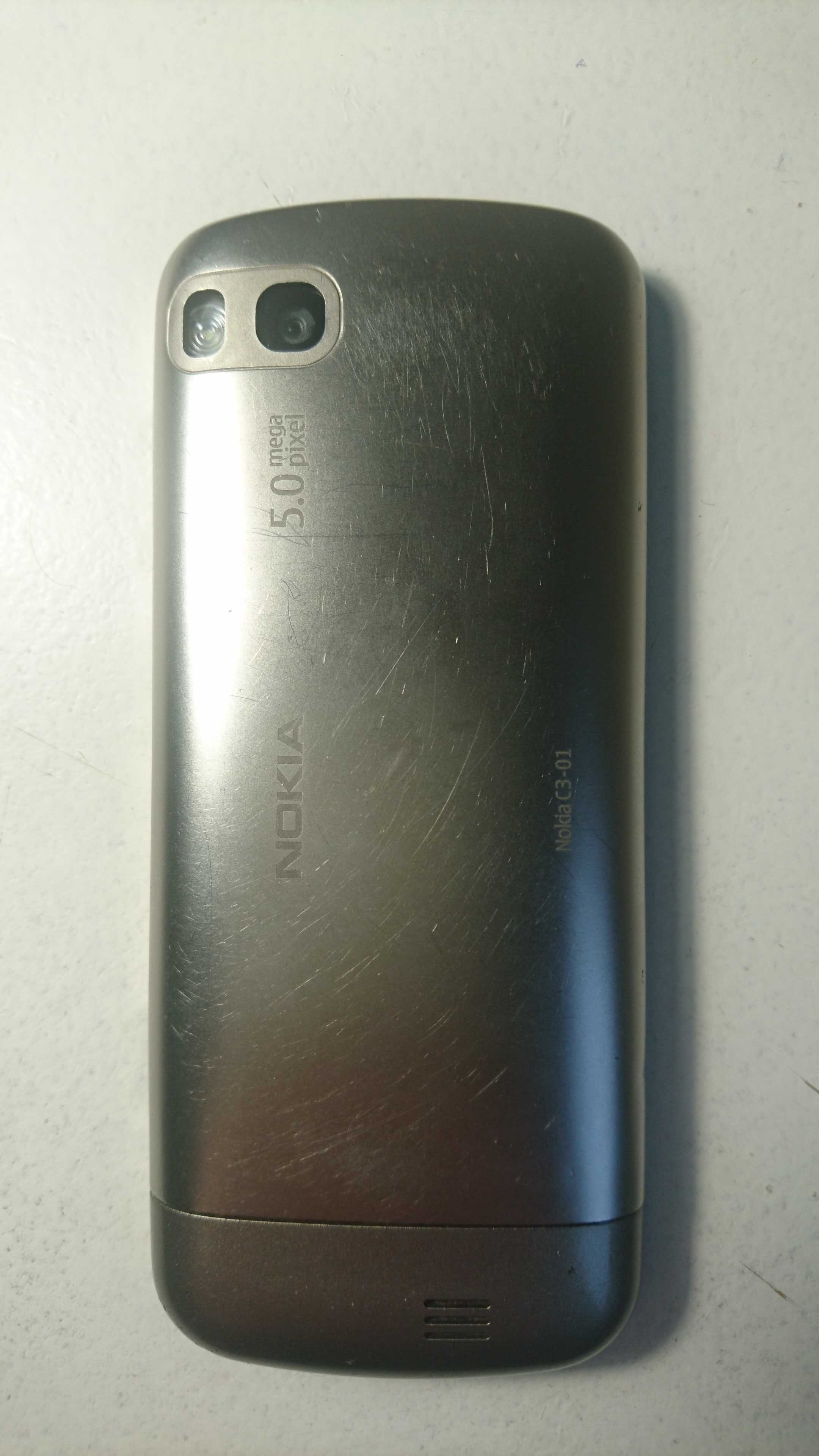 Телефон Nokia C3-01 Gold Edition