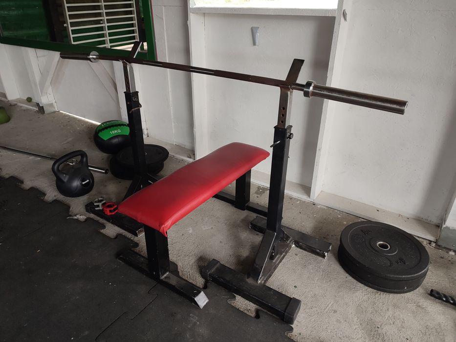 Stojaki HES stojaki pod gryf