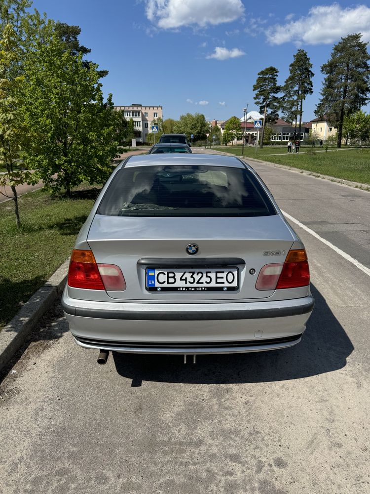BMW-318i в кузові E-46