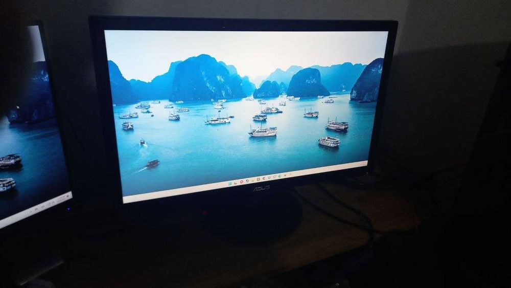 Монітор ASUS VP228DE