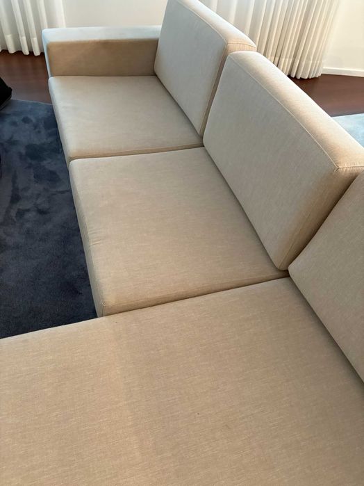 Sofá com Chaise Long Las Kasas