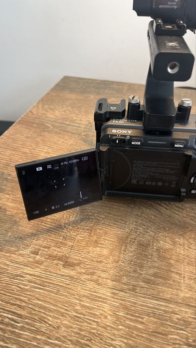 Sony FX30 + Top Handle + Cage