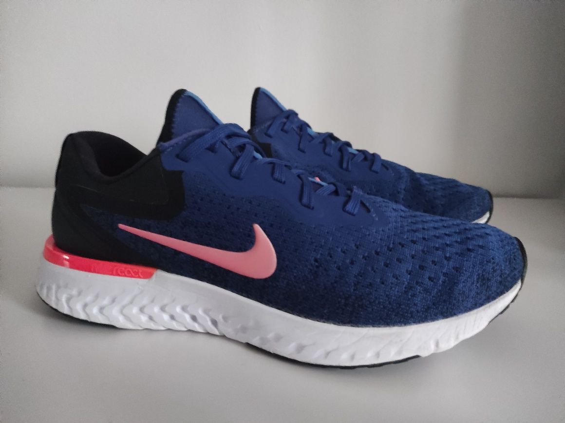 Nike Odyssey React