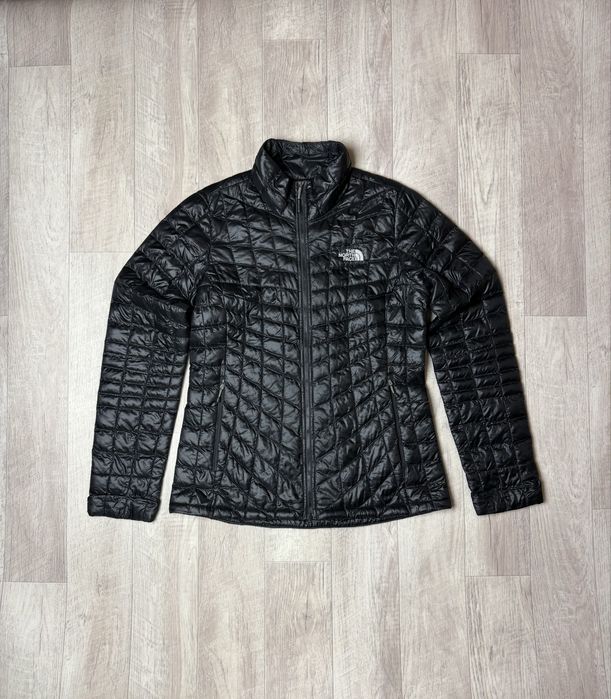 Куртка The North Face Thermoball размер S оригинал ветровка женская