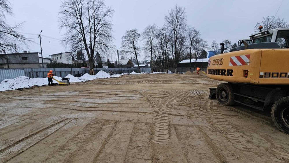 wycinka drzew odśnieżanie tereny zielone nasadzenia  wywrotka koparka