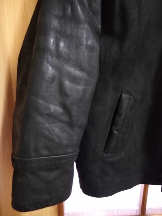 Хорошая кожаная мужская куртка-большой размер (троещина Киев)