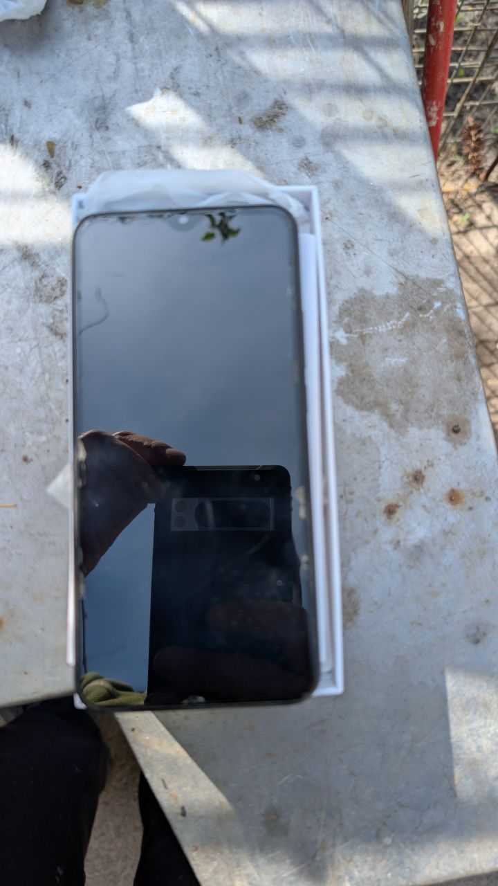 Продам телефон  Redmi 9