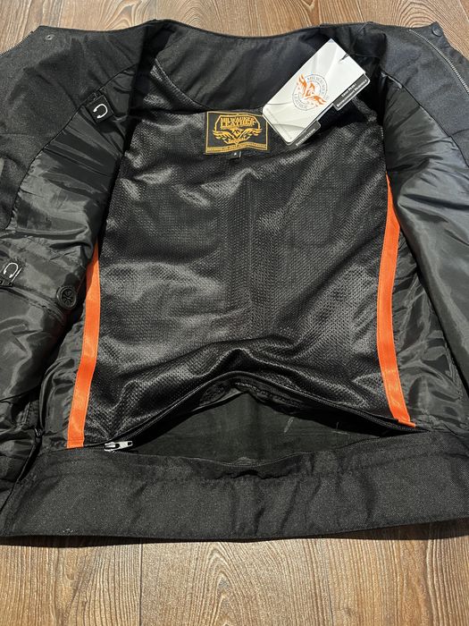 Шкіряний мотожилет Milwaukee S