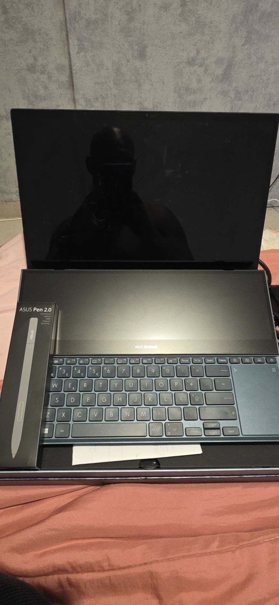 ASUS Zenbook Pro UX582HS