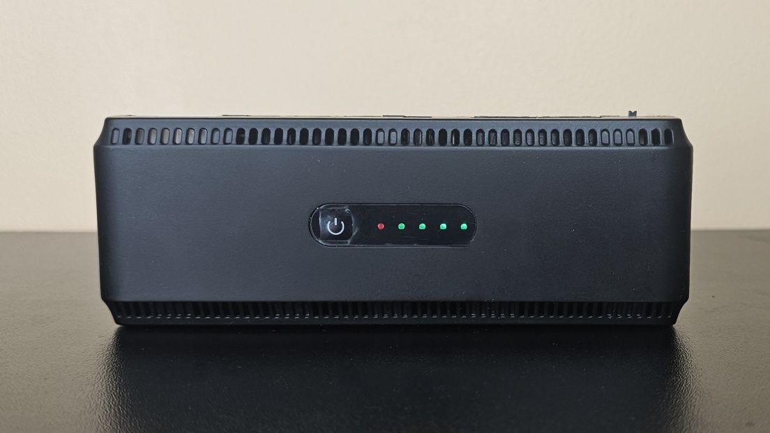 Безперебійник UPS для WiFi 10400mAh DCL-18W