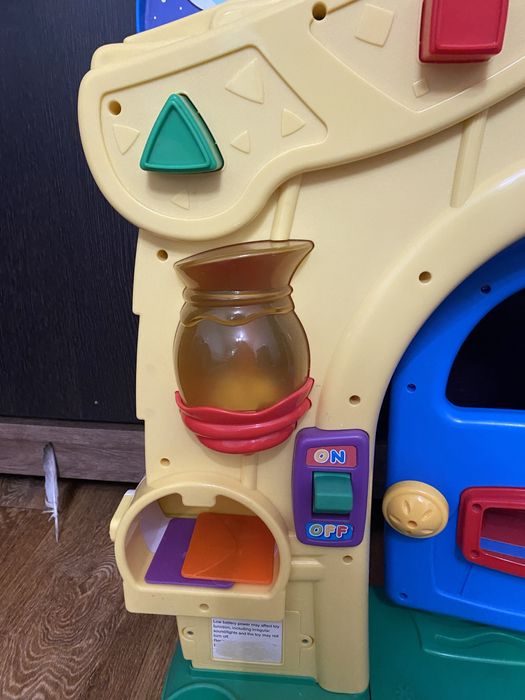 Продам музикальний будинок Fisher Price