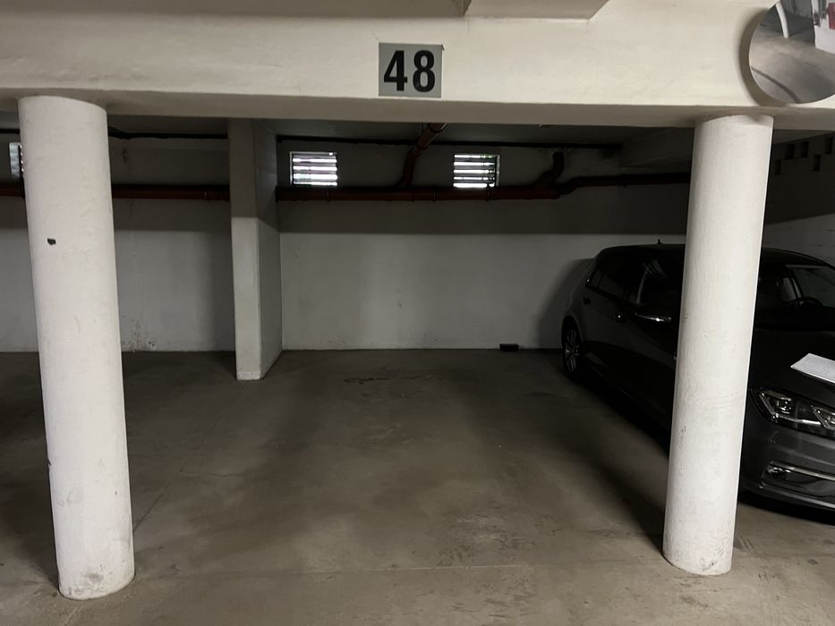 Miejsce w garażu podziemnym