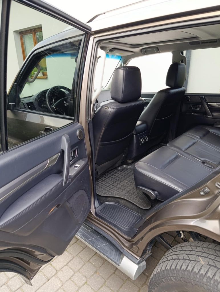Mitsubishi Pajero fv