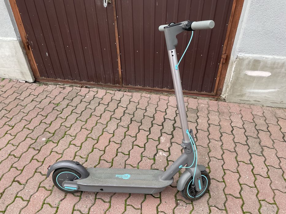 Motus Scooty 10 hulajnoga elektryczna