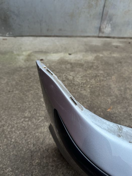 Бампер bmw e46 в ідельному стані всі кріплення цілі