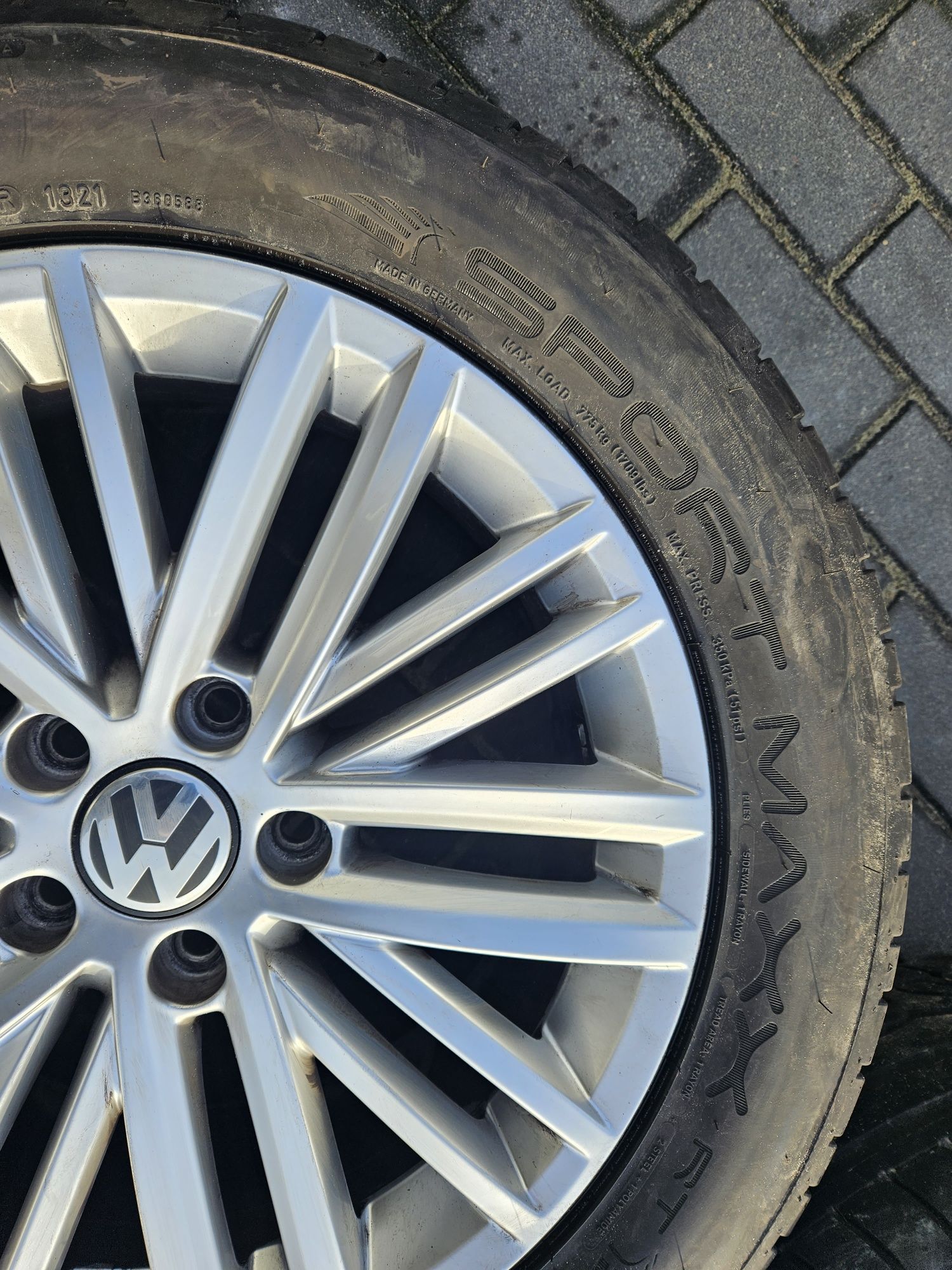 Alufelgi 17 Koła Vw Tiguan 5N0 lato
