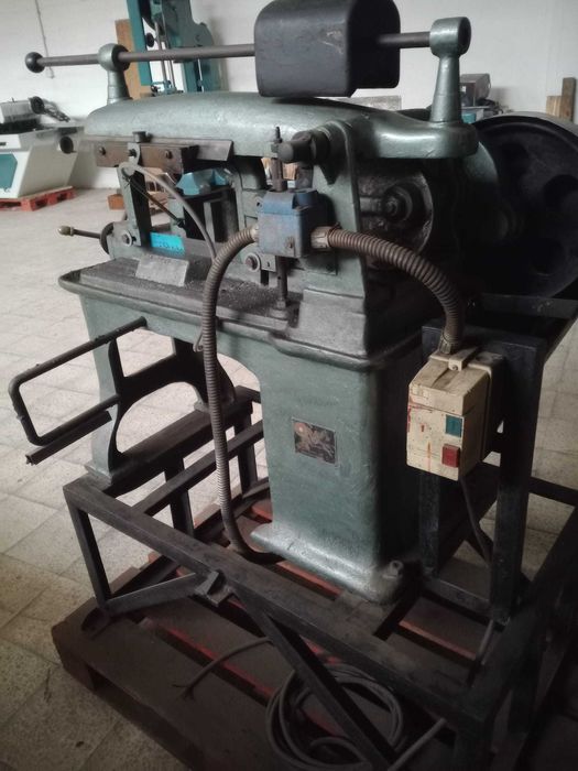 Serrote de Cortar Ferro